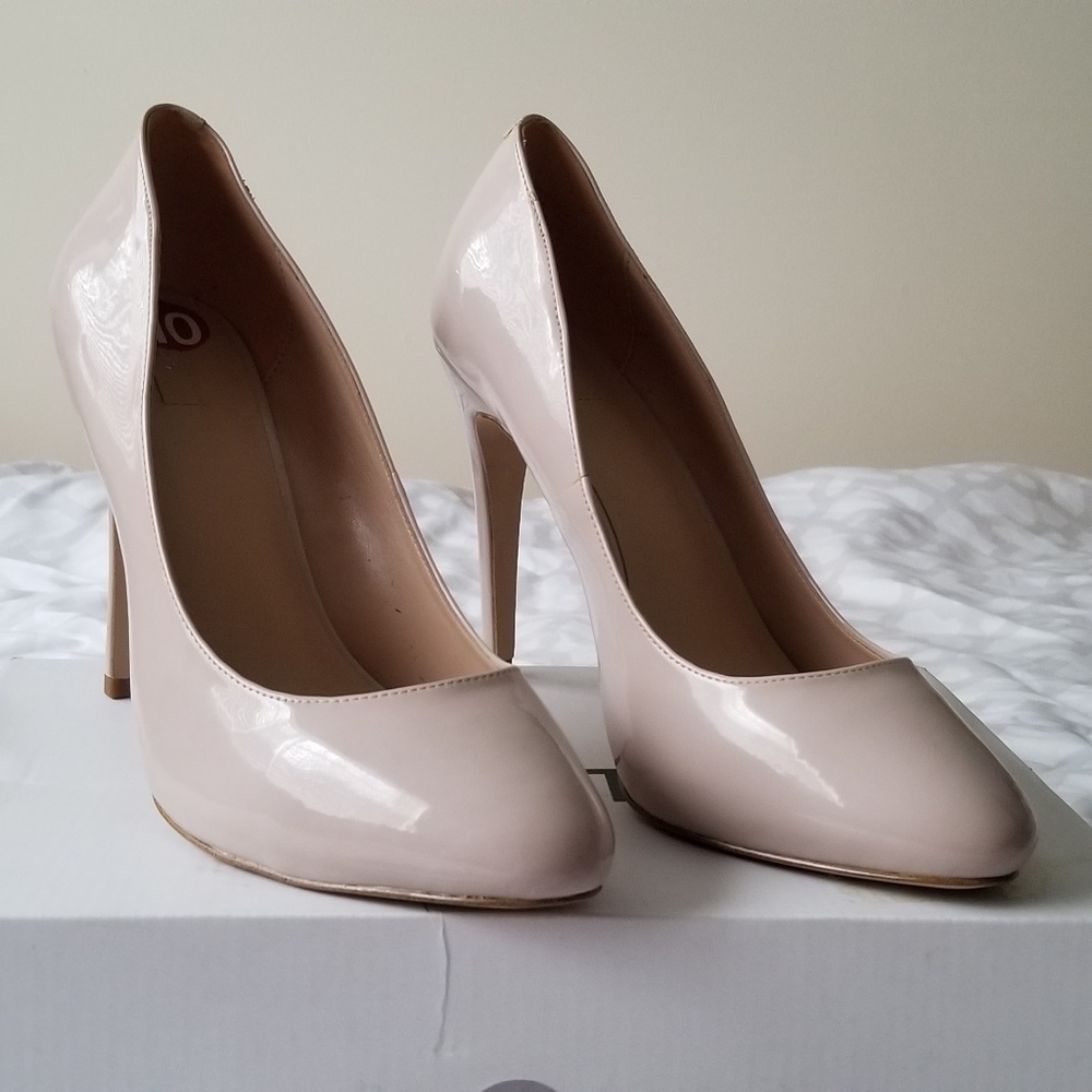 Cream pumps
